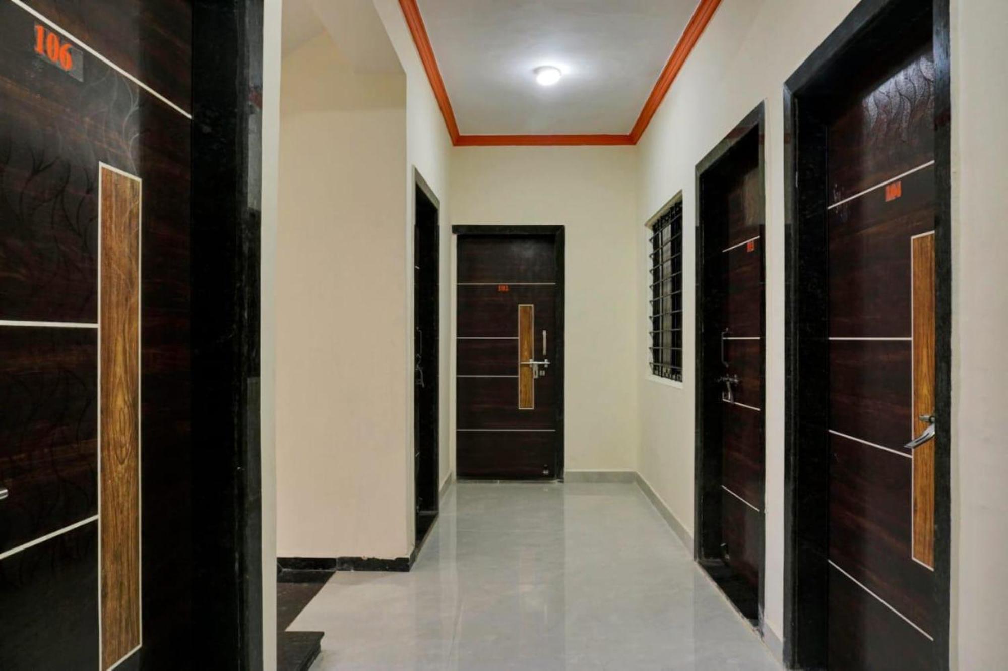 Hotel Paradise-Near Eon It Park Kharadi Pune Exterior photo